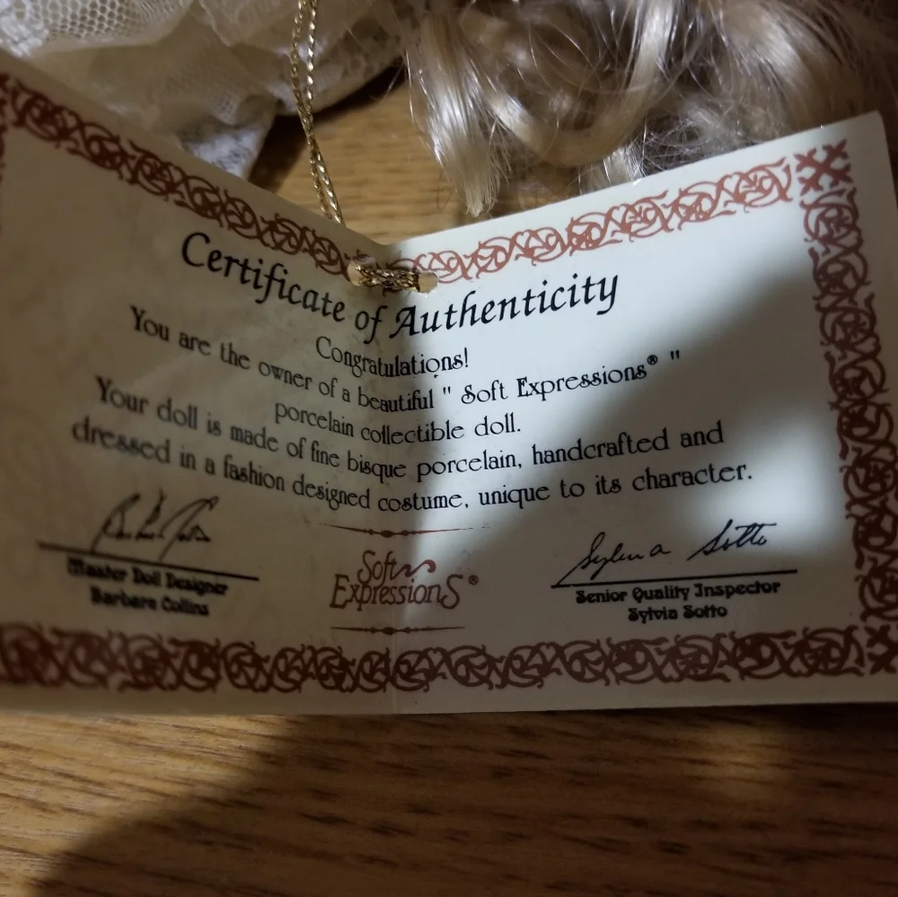 Porcelain  doll - Picture 4 of 8